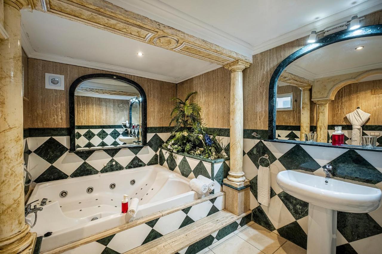 Hotel Ginés Eksteriør bilde
